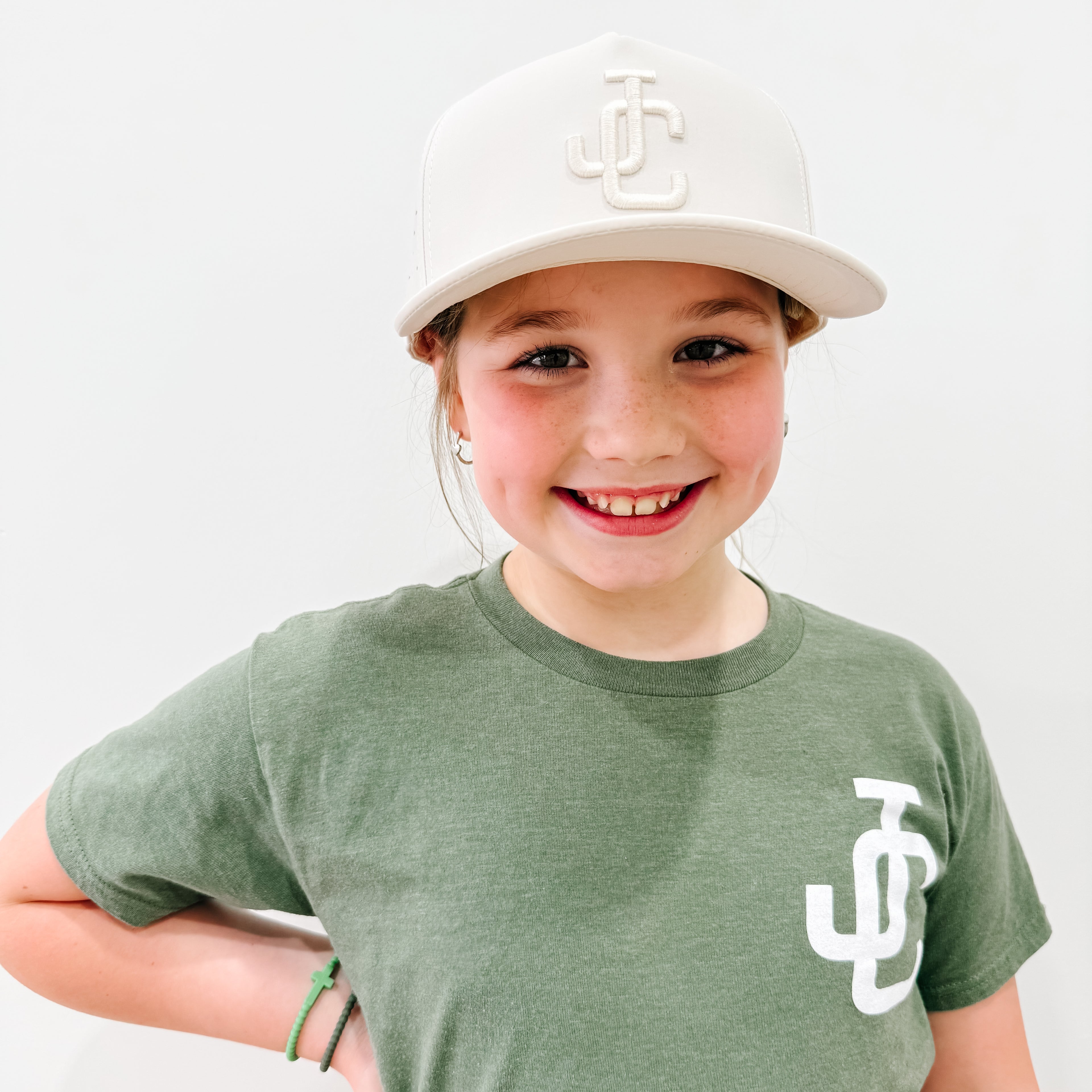 Kid wearing a hat
