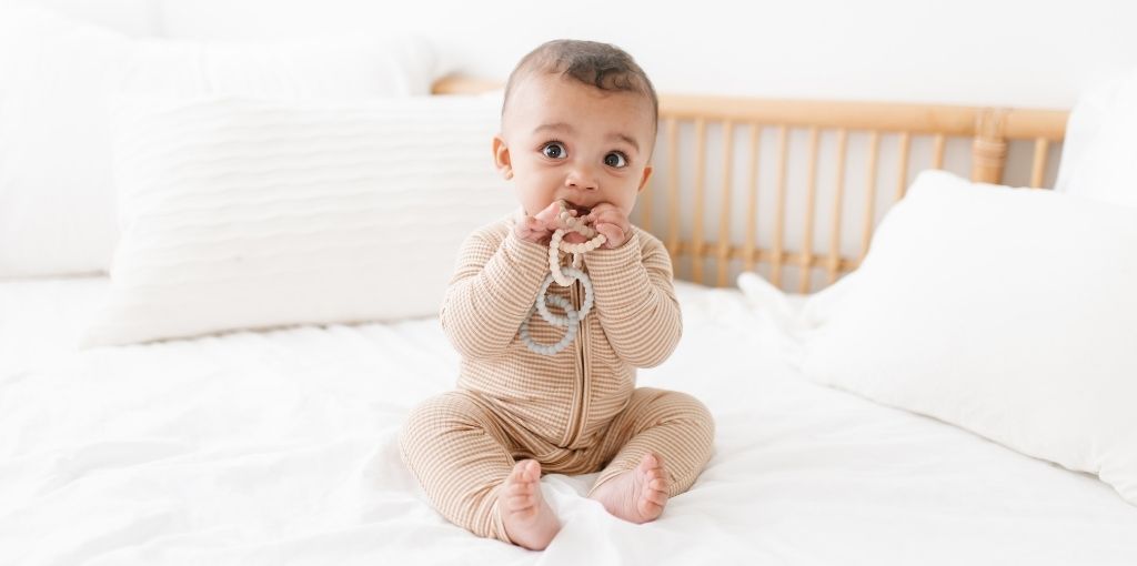 Tips for Choosing the Right Teether for Your Baby