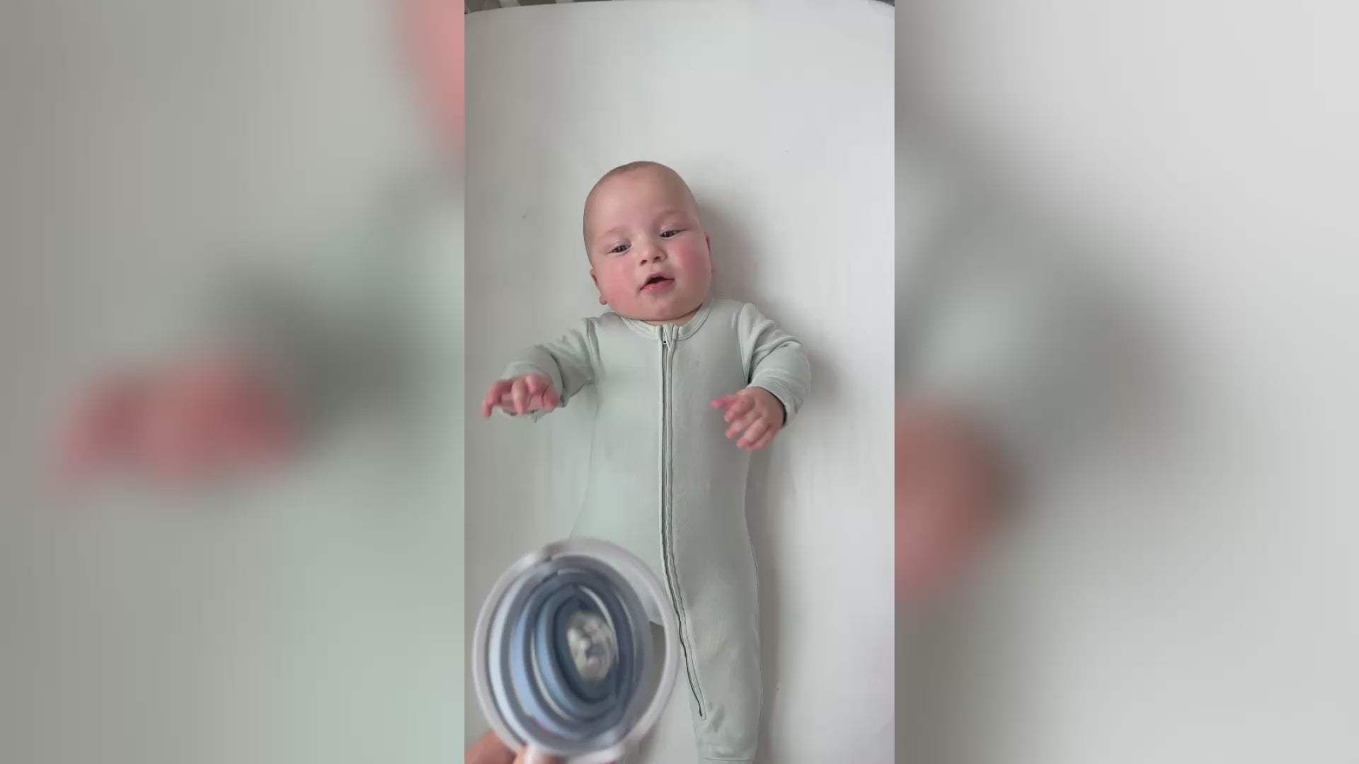Load video: Universe Rattle video