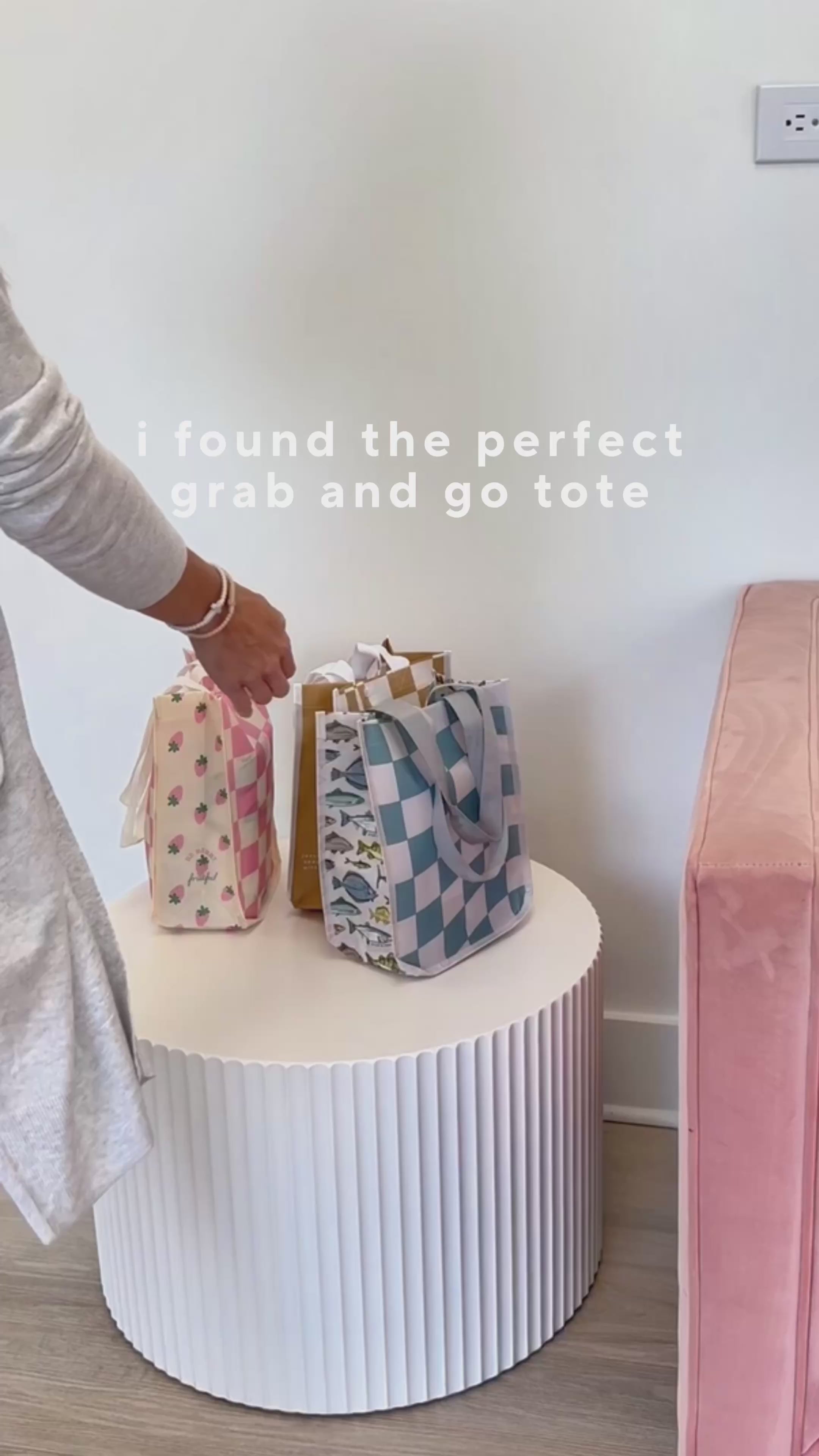 Load video: Snap Tote video