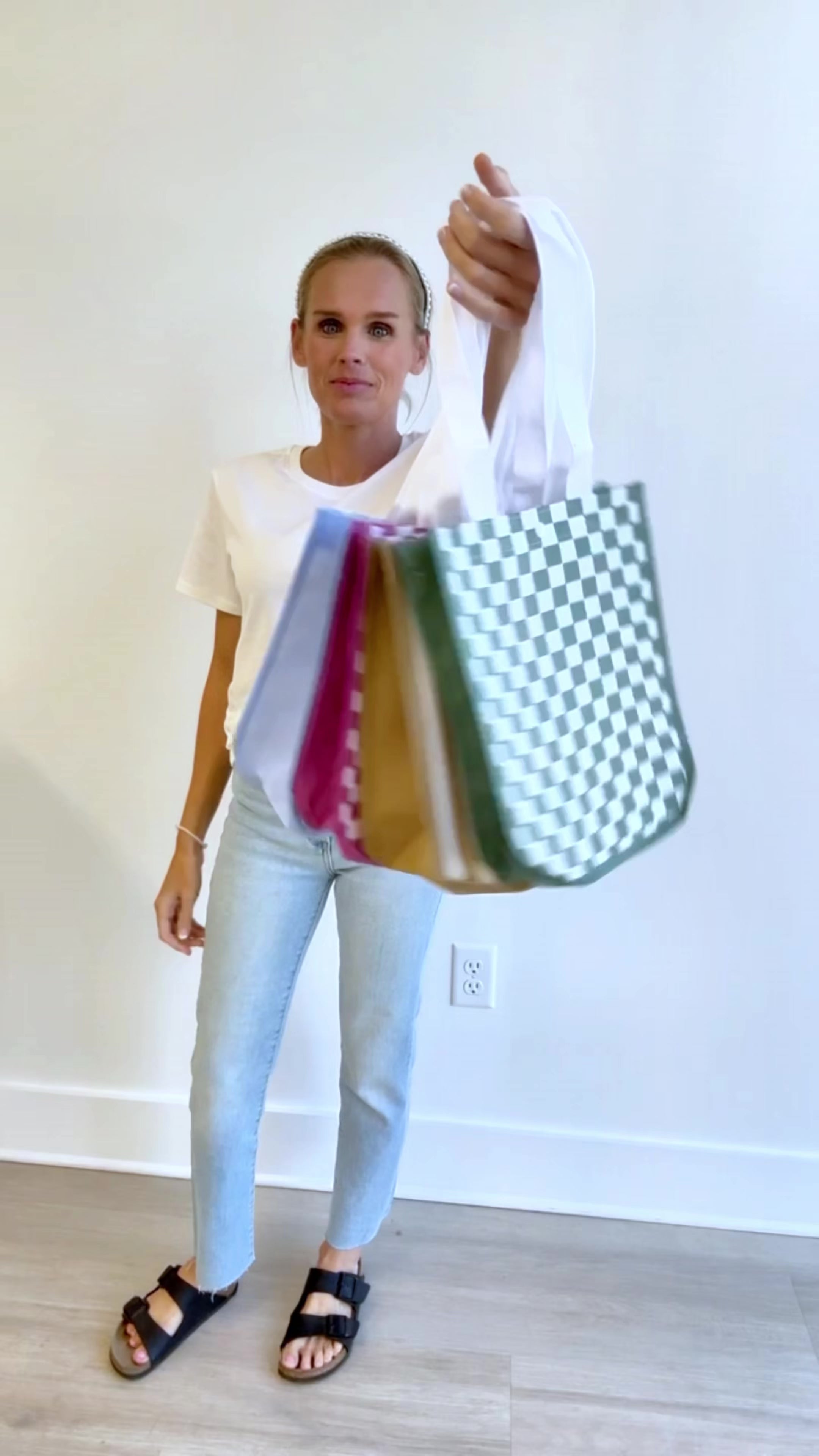 Load video: Snap Tote video